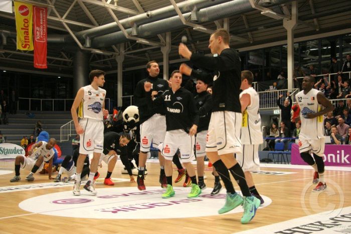 Klicken für Bild in voller Größe