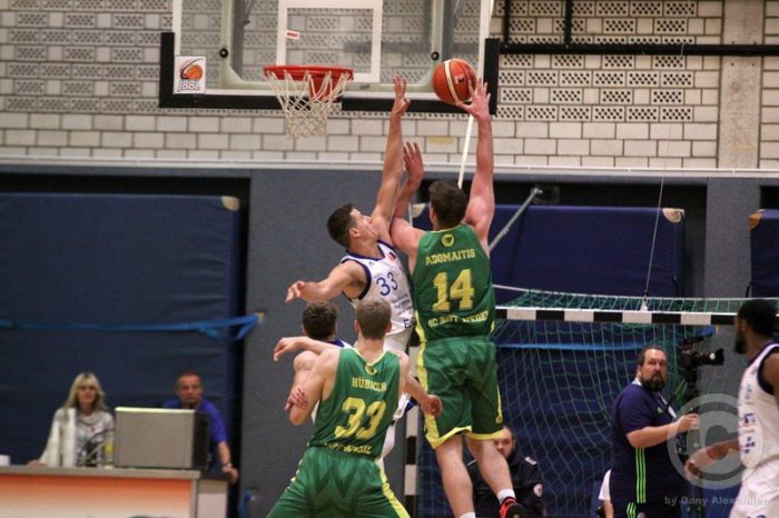 Klicken für Bild in voller Größe